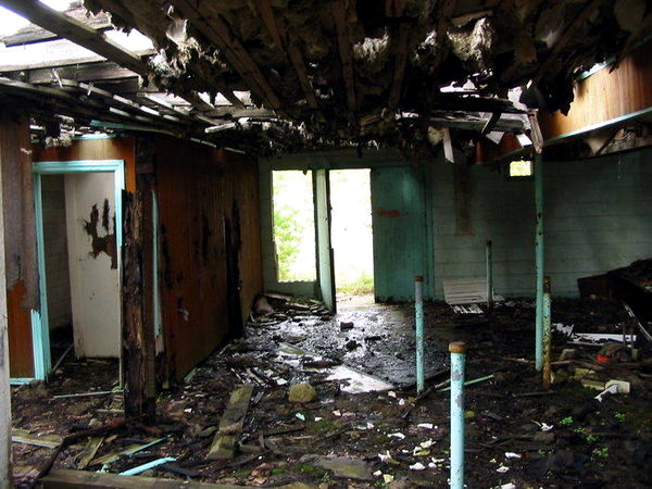 Ken-Mar Drive-In Theatre - Sept 2003 (newer photo)